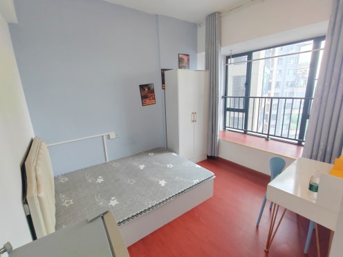 合租·卧龙谷壹号 3居室 南卧