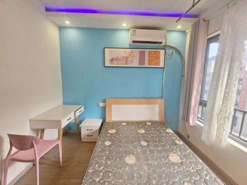 合租·海伦春天 3居室 跃层 南卧