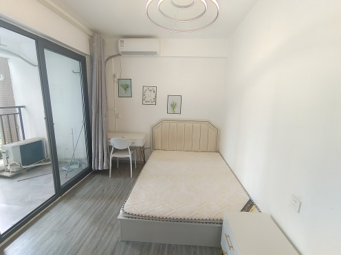 合租·万锦城一期 3居室 南卧