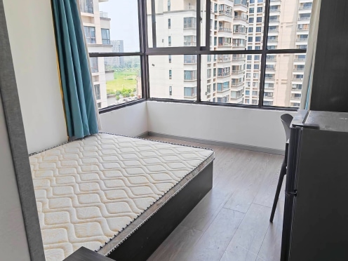 合租·合能枫丹西悦三期 3居室 南卧