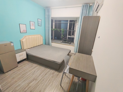 合租·华润云庭 3居室 南卧