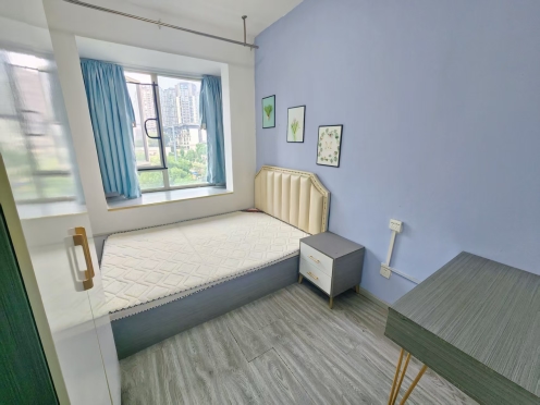 合租·万锦城四期 3居室 跃层 南卧