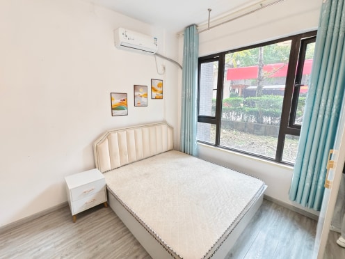 合租·合能枫丹铂麓三期 4居室 南卧