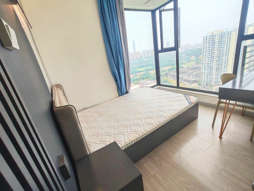 合租·百悦锦城 3居室 南卧