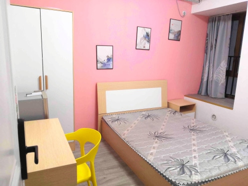 合租·麓山国际云曦台 3居室 南卧