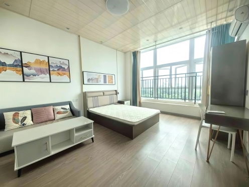 合租·洲际健康城 3居室 南卧