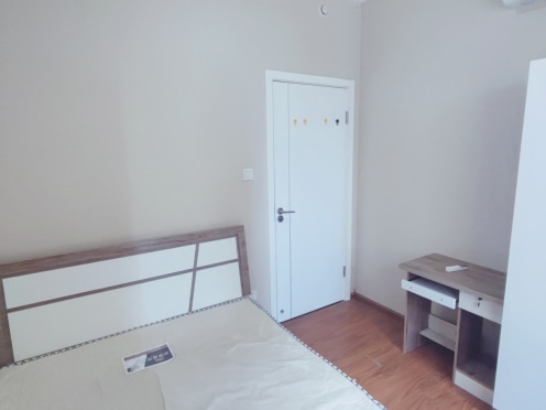 合租·明信城B区 5居室 南卧