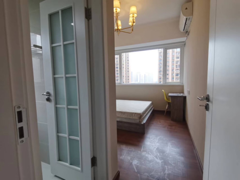 合租·明信城B区 4居室 东卧