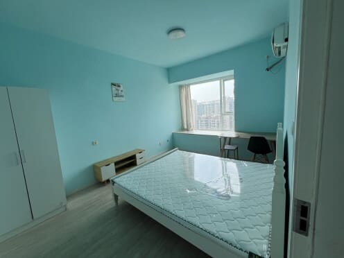 合租·光华之心 4居室 南卧