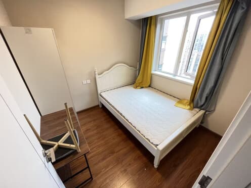 合租·明信城B区 5居室 南卧