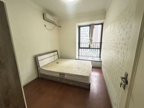 合租·珠江御景湾 4居室 南卧