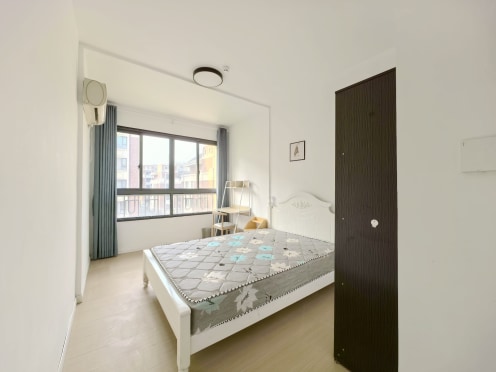 合租·朝阳河花苑 4居室 北卧