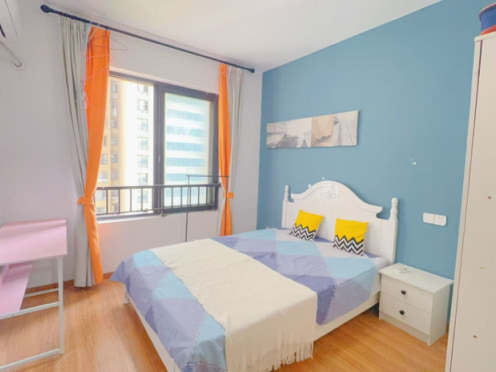 合租·正荣华府 4居室 南卧