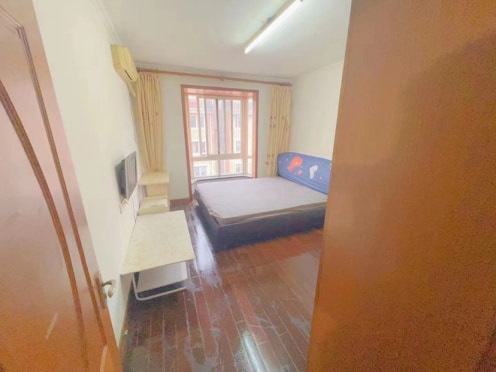 合租·金之枫花园 4居室 南卧