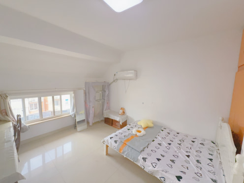 合租·时代花园 4居室 南卧