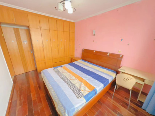 合租·东浜新苑南区 5居室 南卧