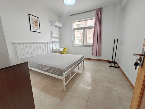 合租·安顺花园 5居室 南卧