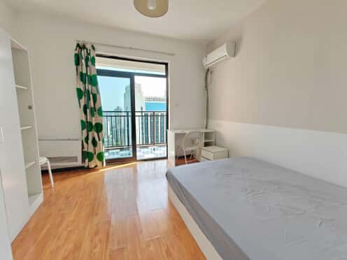 合租·沙湖明珠 4居室 南卧