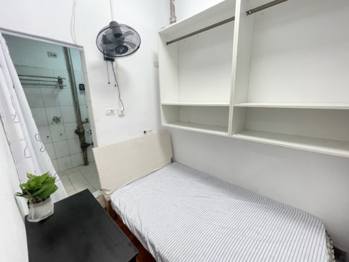 合租·育才嘉苑 5居室 南卧