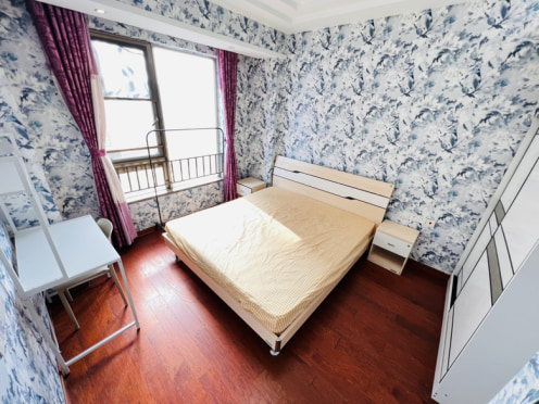 合租·金地京汉1903 4居室 南卧