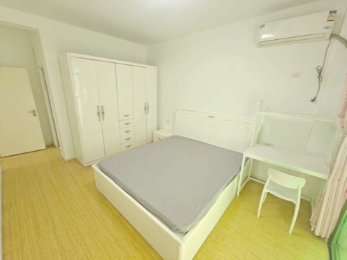 合租·狮城公寓(书城路) 4居室 东/南卧
