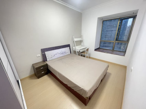 合租·阳光年华 4居室 东/南卧