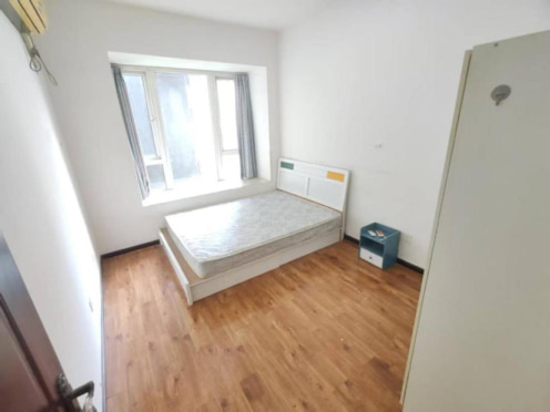 合租·华润凤凰城二期 4居室 南卧