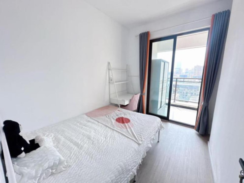 合租·北大资源颐和翡翠府 3居室 南卧