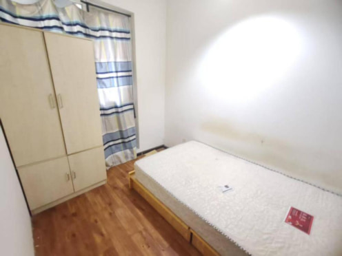 合租·华润凤凰城二期 4居室 南卧