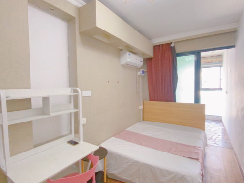 合租·王府花园 5居室 南卧