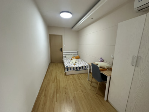 合租·虹雨花园 5居室 南卧
