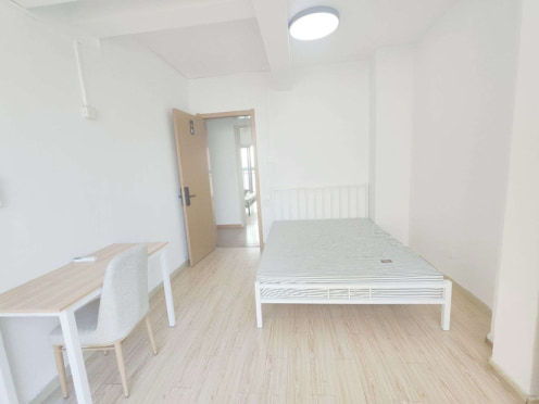 合租·中央美域花园A区 3居室 南卧