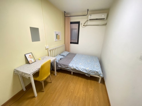合租·花园锦绣大地城 5居室 南卧