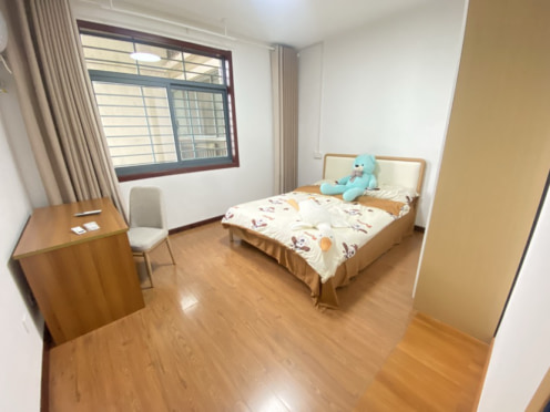 合租·晨光苑 4居室 南卧