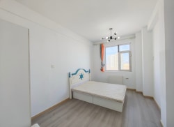 合租·长兴华庭 4居室 东卧_长兴华庭租房