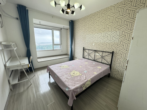 合租·大华锦绣华城阅江山 4居室 南卧