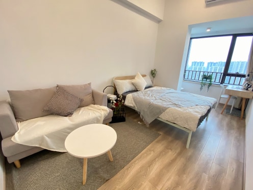 独栋·瑞居 花桥店 品牌人才公寓【木艺风】长租送免租优惠 1室1厅