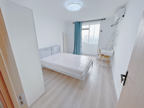 合租·星源国际 4居室 东卧