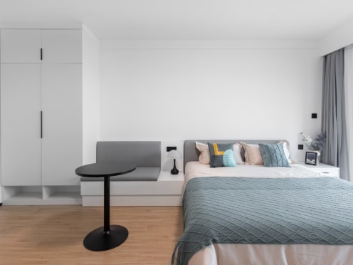 独栋·城家公寓 城家铱工场淀山湖人才公寓 湖景房！南北通透精装全配 ！全新家具家电！租期灵活 ！ 1室1厅