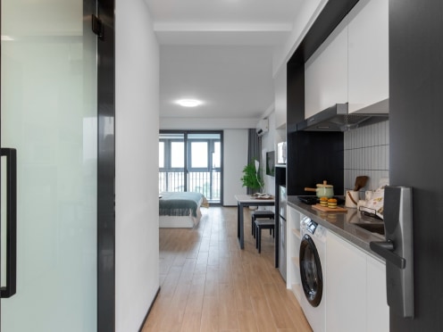 独栋·城家公寓 城家铱工场淀山湖人才公寓 沪昆通勤圈核心！停车免费！24H热水秒出！南北通透精装房！租期灵活！ 1室1厅