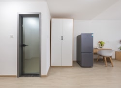 独栋·励业公寓 励业公寓烟台天津南路富士康店 开业特惠 阳台房 一居室大床房 开间_励业公寓租房