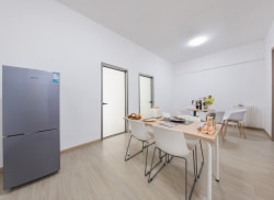 独栋·励业公寓 励业公寓烟台天津南路富士康店 灵活租期，超大客厅免费停车两室一厅 2室0厅_励业公寓租房