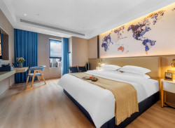 独栋·瓣朵公寓 昆明高铁南站店 悦享舒眠大床/24小时管家/无中介/景观视野绝佳/大学生梦中情房！ 1室1厅_七彩云南第壹城租房