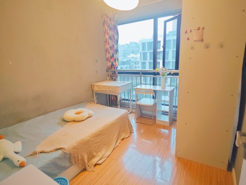 合租·中德英伦世邦K区 3居室 东卧