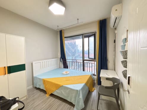 合租·花样年美岸 3居室 南卧