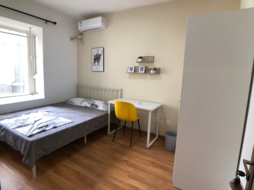 合租·蓝光富丽花城 4居室 东南卧