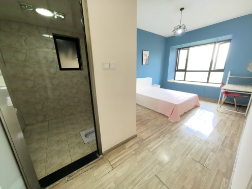 合租·复地雍湖湾 5居室 东卧