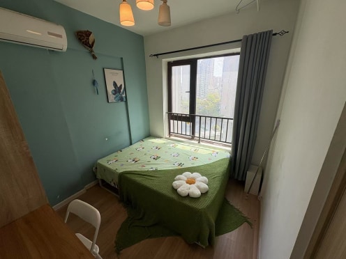 合租·香山长岛 5居室 东卧