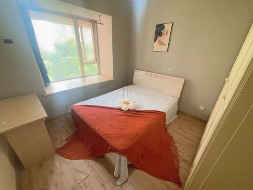 合租·富丽东方 5居室 南卧