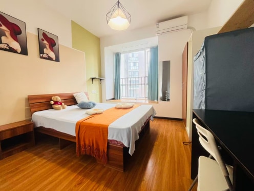 合租·望江锦园 4居室 南卧